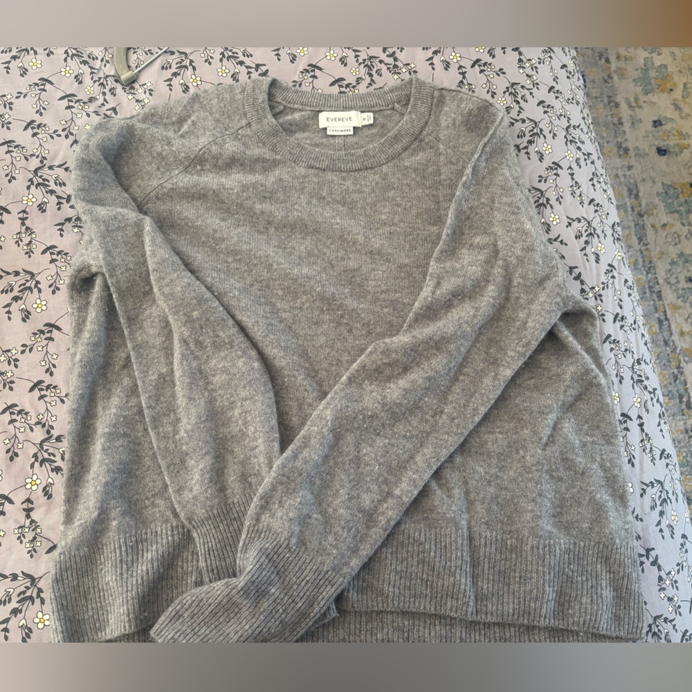 Evereve Edith Cashmere Pullover Crewneck Sweater Heather Gray Size Medium - Picture 2 of 3